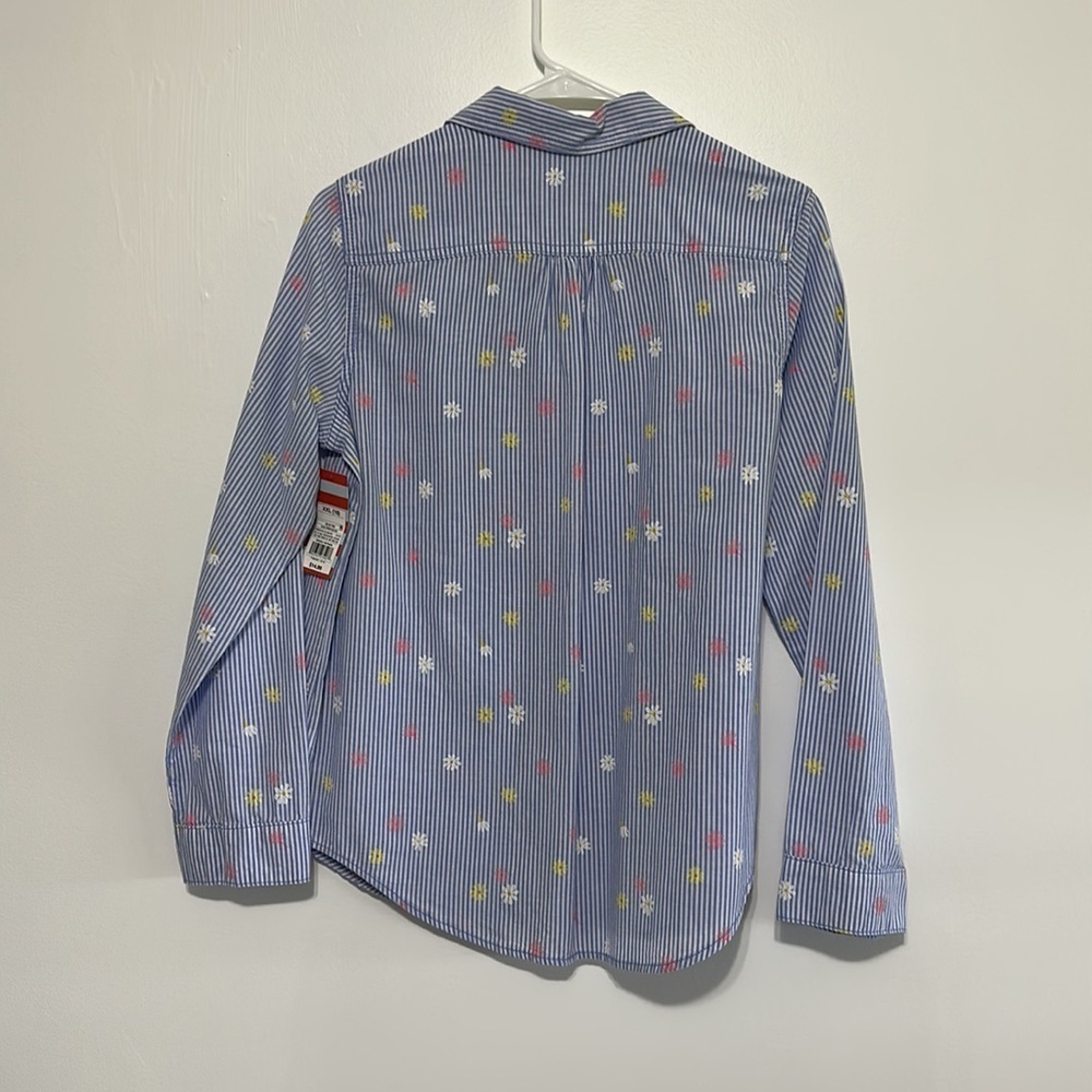 Cat&Jack floral button down shirt​​​​​​ - Picture 3 of 4